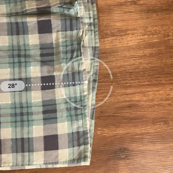 Workwear Button Down Shirt Plaid Size XL Comfort Outfitter New - Picture 9 of 9